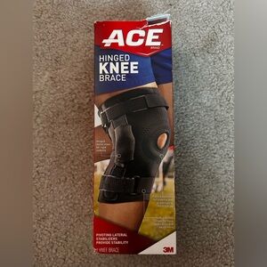 ACE Hinged Knee Brace Firm Support Rigid Stability OSFM Left Or Right Black NEW!